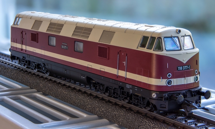 br118_1024p9up3d.jpg