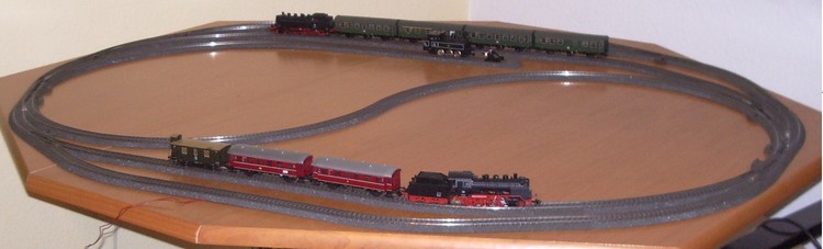 St.Elle reale Gleise unten.jpg