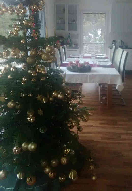 tafelMbaum.jpg