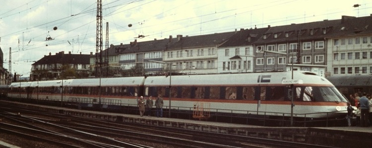 59747a31418fc_403006-0KoblenzHbf1977-04-24.thumb.jpg.28d8d8c2813b0e025dfacc18a20c0bd0.jpg