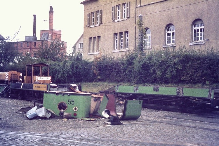 5ae6111d13d90_33SWRH55SchleifwagenWasserwagenEningenBw1974-10-191320.thumb.jpg.1f253dc9baa6f6d7fd83f05657cbb9d1.jpg