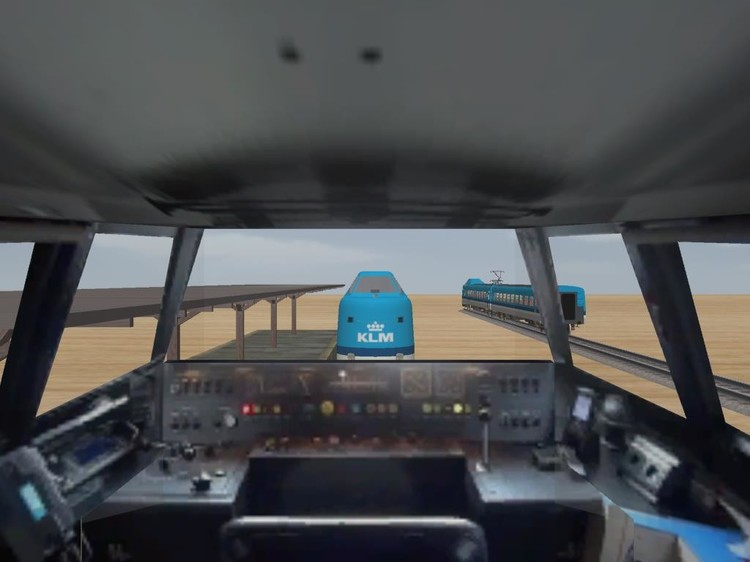 Cockpit1.jpg