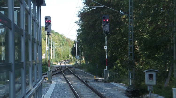 1468636228_BahnhofPerlachstadtauswrtsDSCF1287.thumb.jpg.77efecea4c08ebe50ce74faabaf22444.jpg