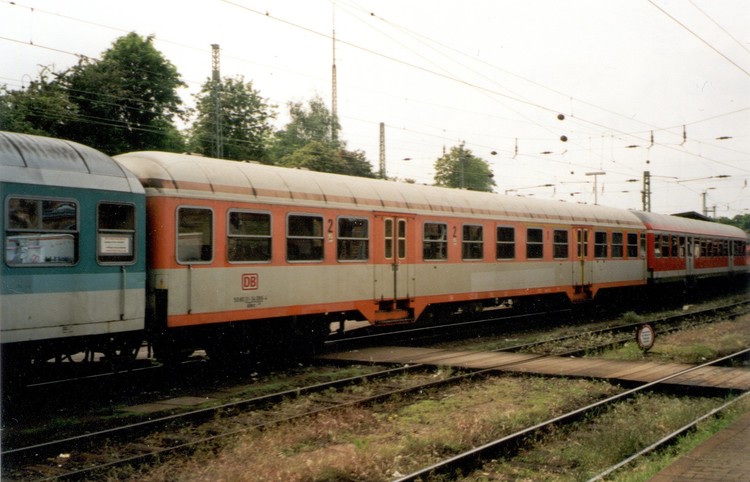 BA_400_ABnrz_1999-05-25_Giessen_RE_3322_Giessen_-_Krefeld.thumb.jpg.71cbfb66c663d6bc8ac1ea11859a6e26.jpg