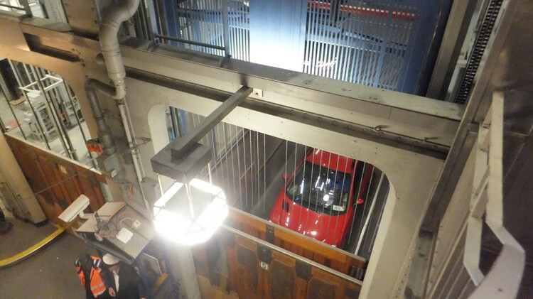 Wechsel-Einbahnstrae02.thumb.jpg.2d12fe7512c64963680831497d58d1f4.jpg