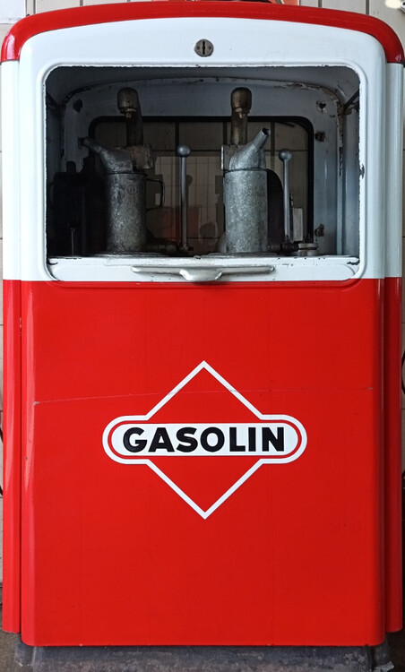 Gasolinlkabinet.thumb.jpg.84d9acd6d394e210f23b7f4e56af81e1.jpg