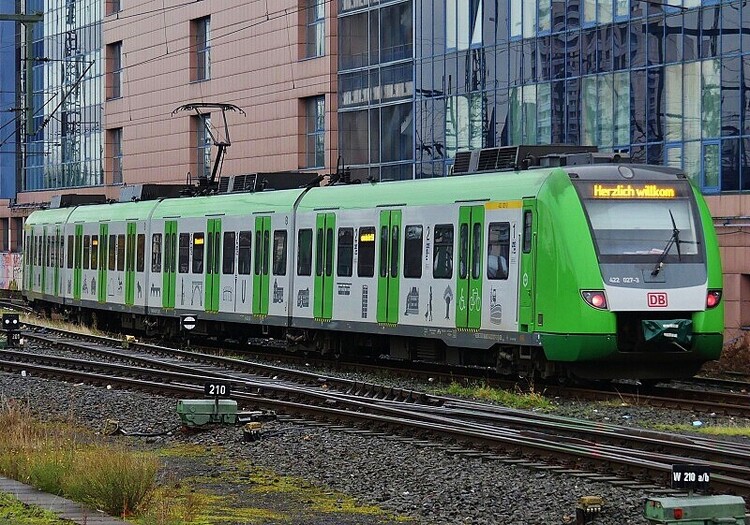 DB-422-027-3-01-191207-15.20-Warteposition-HBF-Dortmund-2-1.jpg