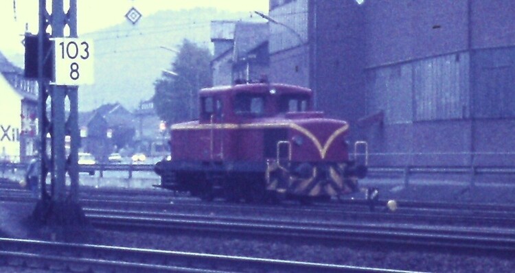 04 SK Jung-Diesellok Hüttental-Weidenau 1978-10-00.jpg